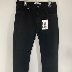 Patola brand new jeans. Size 28